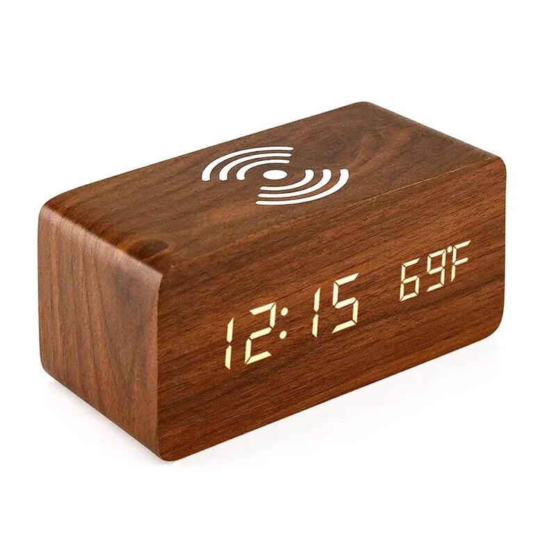 Réveil en Bois Chargeur sans fil affichage LED - Essentis