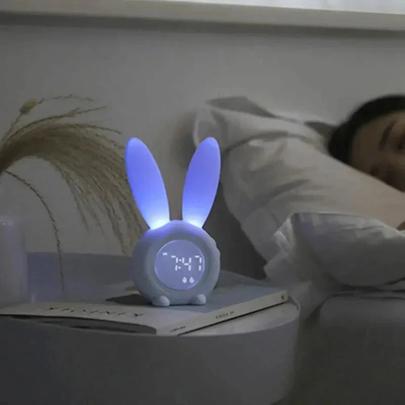 Réveil lapin aux grandes oreilles Veilleuse écran LED multifonctions - Clapino